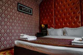 Отель Grand Opera Hotel Алматы Стандартный номер с кроватью размера "king-size"-11